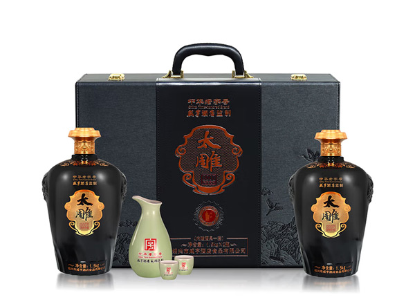 宁波咸亨酒店太雕黄酒回收太雕2007原酿礼盒1.5kg*2糯米酒半甜绍兴黄酒行情价格